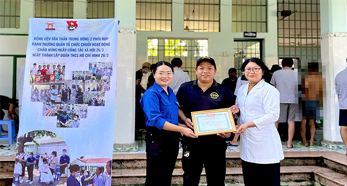 Bệnh viện Tâm thần trung ương 2 tổ chức chuỗi hoạt động chào mừng ngày Công tác xã hội 25/03 và ngày thành lập Đoàn Thanh niên Cộng sản 26/03