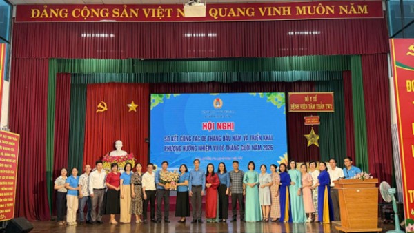 Khối thi đua số 7: sôi nổi liên hoan văn nghệ quần chúng và thành công hội nghị sơ kết công tác Công đoàn 6 tháng đầu năm